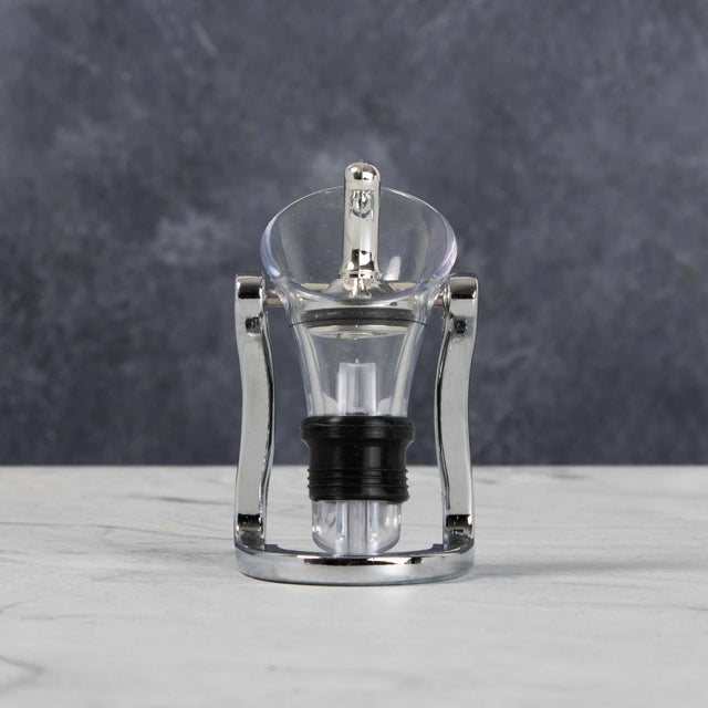 What is a Champagne Pourer?